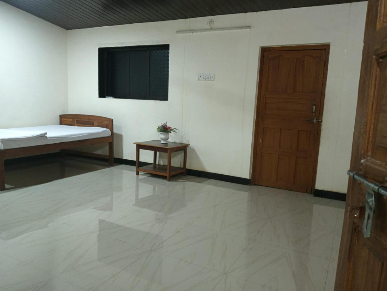 Gokul Cottage & Villa Revadanda Exterior photo